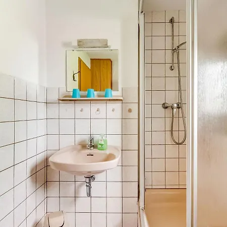 Charming Holiday In With Sauna בית נופש